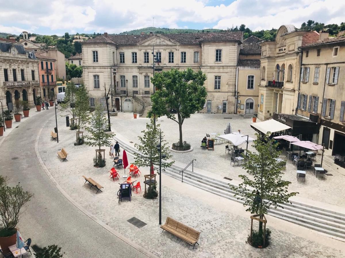 Appartement En Plein Centre Ville Apt Dış mekan fotoğraf
