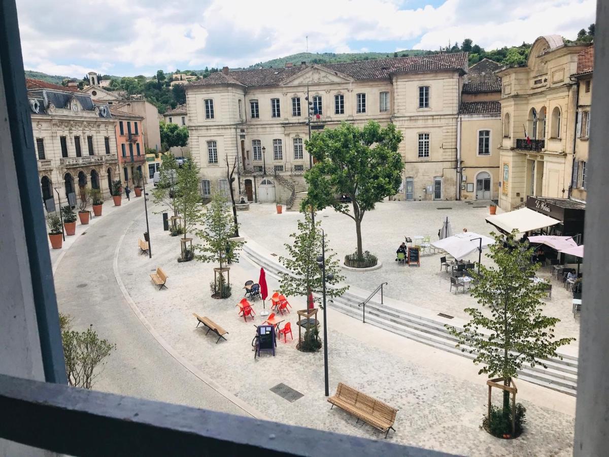 Appartement En Plein Centre Ville Apt Dış mekan fotoğraf